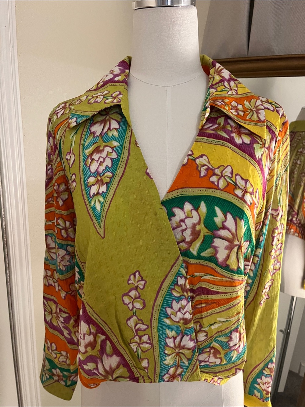 Haute Hippie Lime Multicolor Floral Button-Down Shirt